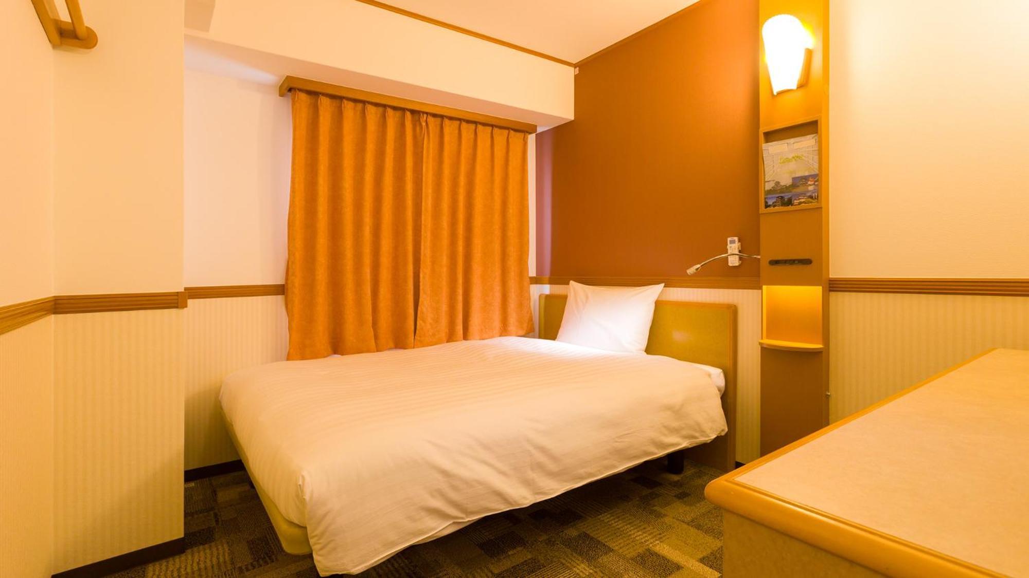 Toyoko Inn Yamagata-Eki Nishi-Guchi Ямагата Номер фото