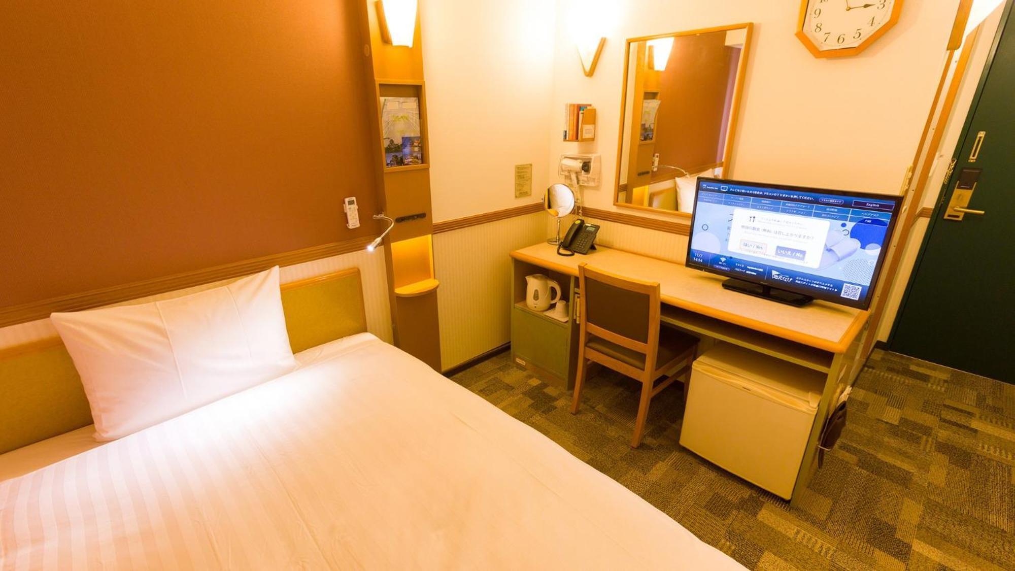 Toyoko Inn Yamagata-Eki Nishi-Guchi Ямагата Номер фото